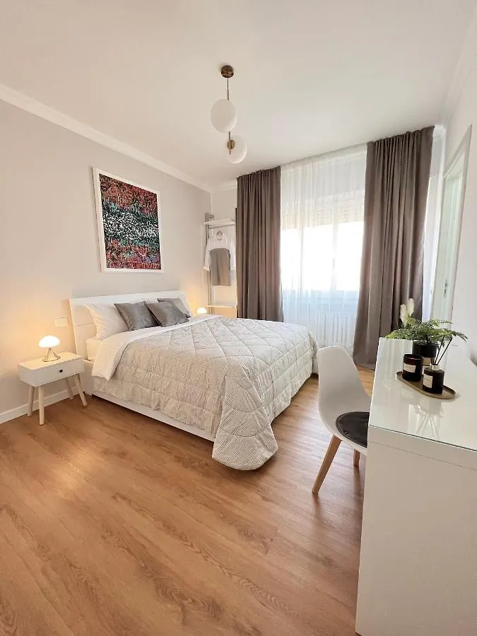 Corso Venezia Daire Mestre